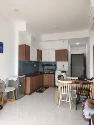 cho thuê căn hộ mermaid 2pn full nội thất giá 7.5 triệu/ tháng. 