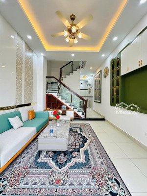 !! ra gấp căn nhà đường ô tô tại hồng hà - tân bình / giá bán: 3 tỷ 860 (sổ hồng riêng)