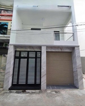 bán nhà ngang 6 siêu rộng ngay tăng bạt hổ, p11, bình thạnh giá chỉ 2tỷ9 nội thất cơ bản, sổ riêng