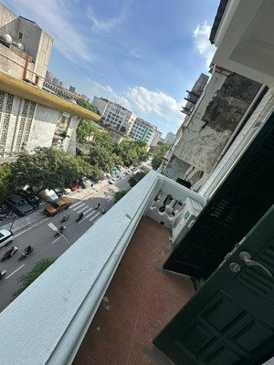 cho thuê văn phòng 90m2, giá thỏa thuận, mặt tiền 4.5m tại yết kiêu, hoàn kiếm, hà nội