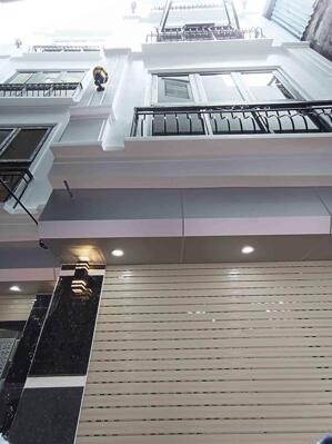 Nhà phân lô Hoàng Cầu, Đống Đa, kinh doanh, ôtô đỗ, 2 thoáng, 48mx4t, 16.9 tỷ, 0985696268