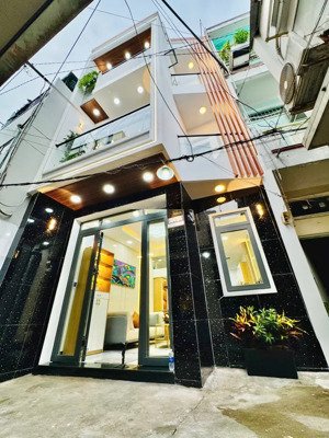 bán nhà hẻm xe hơi phạm văn bạch , kinh doanh, làm văn phòng