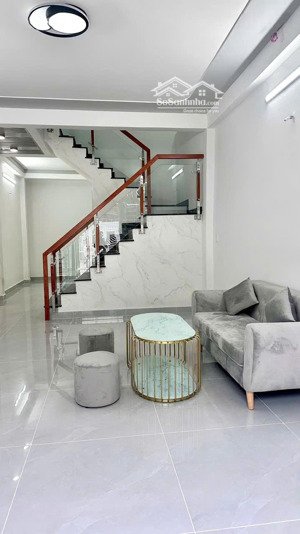 bán nhà đường số 8 bhh bình tân ( nhà mới đẹp xách vali vô ở liền). lh điệp 