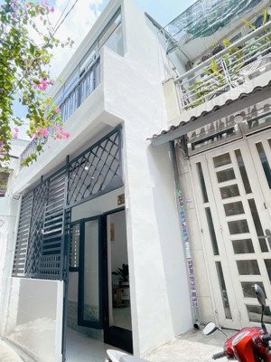 bán nhà hẻm 1 sẹc đường vũ tùng, p2, bình thạnh. xây 2 tầng, giá 1 tỷ750tr sổ hồng riêng