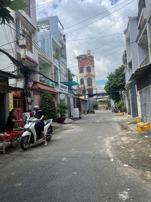 cặp hẻm vườn lài 8x16m giá 14 tỷ (hẻm thông)