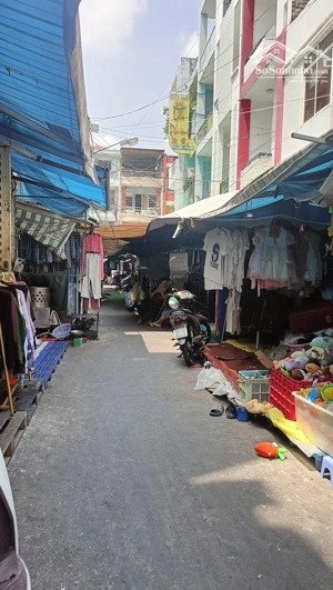 bán nhà mặt tiền chợ hoàng hoa thám - 50m2 - ko lộ giới - 2 tầng btct - cho thuê 18tr - giá 7,5 tỷ