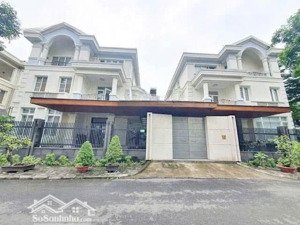 bán cặp đôi đơn lập vàng tại phú mỹ hưng- quận 7.