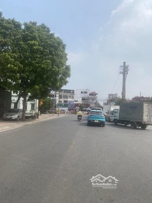 bán nhà mặt phố long biên kinh doanh sầm uất, gần vành đai 3 giá chỉ 14 tỷ