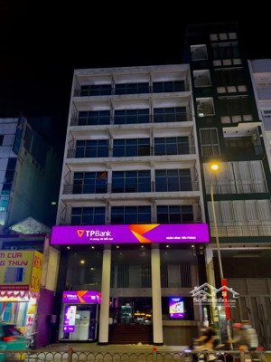 giảm mạnh 30%! mt bạch đằng gần ngã tư hàng xanh - 8x28m - hầm + 8 tầng - hdt 250 triệu - chỉ 60 tỷ