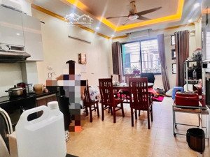 bánn nhà liên mạc ô tô qua cửa, giá chỉ 5,5 ỷ