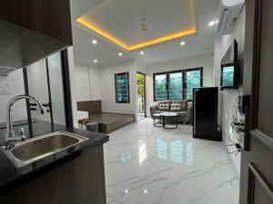 toà chdv thái thịnh, 85m2*7t thang máy, mt 10m, 18 phòng kk, ngõ kd ô tô, dòng tiền 1 tỷ/năm