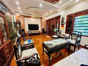 bán căn biệt thự tuyến 2 đường lê hồng phong lô 6b .ngay phượng chi vị trí đẹp tuyến 2 đường rộng