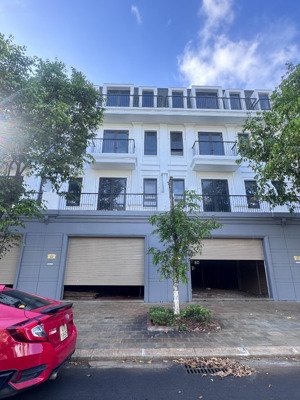 nhà 4 tầng mt tôn đức thắng eco city, 6x20m giá 9 tỷ!