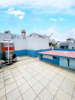 bán nhà đẹp phú nhuận , 50m2, 4 tầng, 6pn, hẻm xe hơi gần nhà giá chỉ 7.8 tỷ