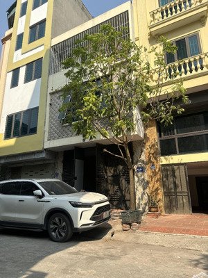 chính chủ cho thêu nhà liền kề mậu lương hà đông hà nội nhà 3 tâng diện tích 55 mt 1 tâng