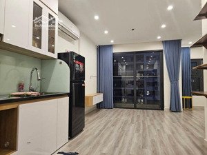 do khách thuê đã mua được nhà nên em:
chính chủ cần cho thuê căn hộ 2 ngủ +1, 2wc/ 64m2 căn góc .