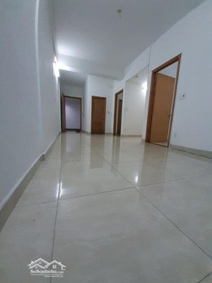 bán lỗ, the cbd 65m2, 2 phòng ngủ, 2wc, tầng trung, view hồ bơi giá 2.95 tỷ, lh: minh