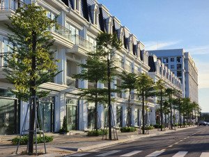 nhà phố kinh doanh 4 tầng hoàn thiện đã có sổ hồng hoàn công - phú xuân city -đường võ nguyên giáp