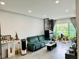 bán gấp căn hộ cc carillon 1.dt : 85m2,2pn,2wc.giá bán : 6,1tỷ