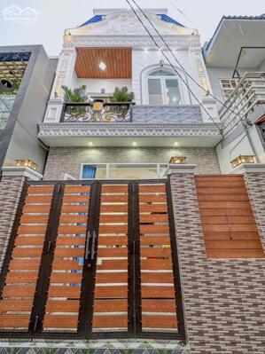 Nhà trệt lầu xây mới Full nội thất - Hẻm 381 Trần Nam Phú