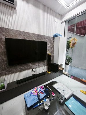 bán nhà full nội thất ở ngay ô tô đỗ cổng thanh nhàn hai bà trưng