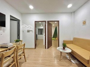 căn hộ 2pn full nội thất máy giặt riêng ngay sân bay tân sơn nhất