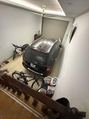 chính chủ bán nhà phân lô 2 mặt ngõ 521 trương định, 57m2 (65m2 thực tế), 5 tầng, gara, 18.5 tỷ