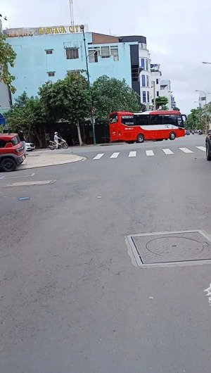 bán nhà mặt phố bạch đằng, 23,9 tỷ, 140m2, đẹp mê ly, tân bình, hcm