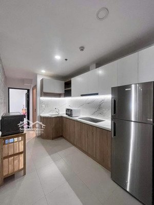 bán căn hộ 2 phòng ngủ phú mỹ hưng, giá 6,5 tỷ.