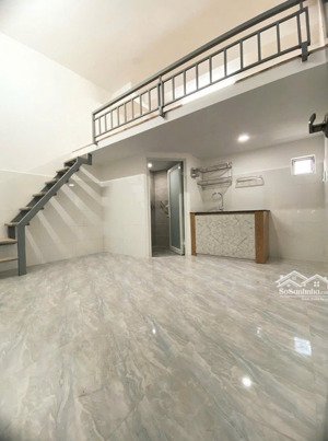 phòng mới xây full nội thất ngay chợ bình thành, gần kdc vĩnh lộc tiện qua liên khu 4-5