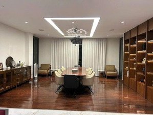 biệt thự sang trọng khu compound nguyễn văn hưởng, thảo điền dt: 15m 25,5m công nhận 350m²
