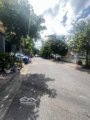 vỉa hè ô tô đỗ ngày đêm, ngọc thuỵ - long biên 34m x 4t giá chỉ nhỉnh 11 tỷ có thương lượng