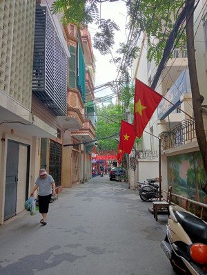 bán nhà nhân hoà, ô tô tránh, vào nhà, 6 tầng kiên cố, nội thất mê ly