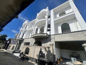 siêu phẩm 2 căn nhà tân cổ điển phạm văn đồng - ngọc anh mỹ thượng, giá chỉ 3,68 tỷ