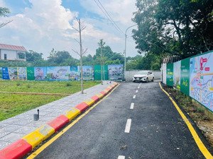 cần tiền gấp xả nhanh lô đất 104m sát quốc lộ 21 đường xung quanh đẹp ô tô tránh