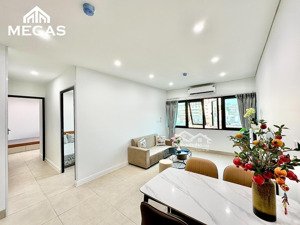 cho thuê 2 ngủ 1 khách ban công full nội thất mới tinh ngay đường láng