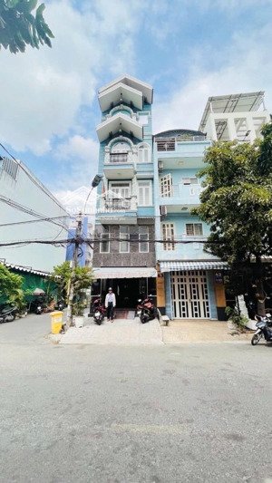 đường 6m - dt: 4x14 (56m2) - nhà đúc 3 tầng, cạnh đầm sen - tân phú- chỉ 5,x ty