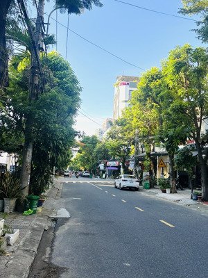 bán nhà 3 tầng mặt tiền hoài thanh mỹ an