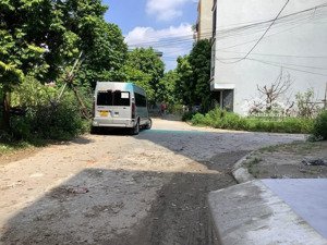 cực hiếm , tứ hiệp , thanh trì , 56m2 x 5 tầng nhỉnh 8 tỷ có tl