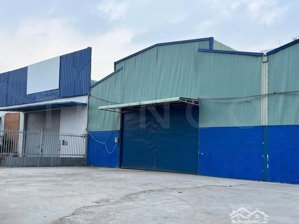 kho xưởng bãi 550m² kho xây dựng 330m² có trạm điện 3 pha, đường cặp quốc lộ 1a