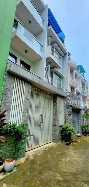 nhà phố lý phục man quận 7, 3 tầng, 4mx19m, ô tô cạnh cửa, chỉ 6tỷ4