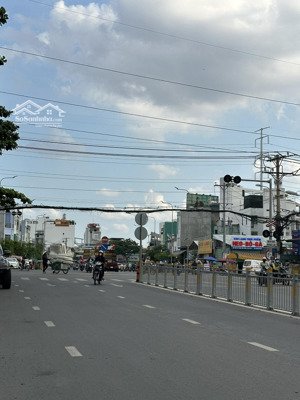 bán nhà ngay mặt tiền đường đặng thuỳ trâm - bình thạnh