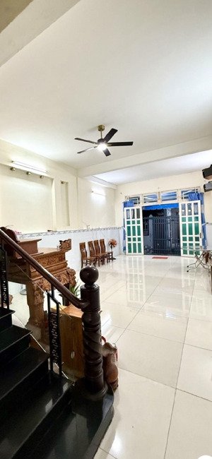 quận 7 huỳnh tấn phát cạnh phú mỹ hưng - hẻm thông thoáng - 109m2 - nhà đẹp ở ngay - nhỉnh 7 tỷ