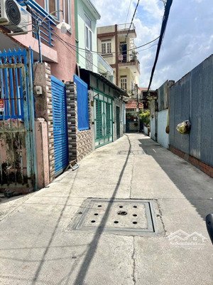 đất thổ cư đối diện trường đh marketing - tân mỹ- 104m2- xây căn hộ dịch vụ góc 2 mặt hẻm ~ 6 tỷ