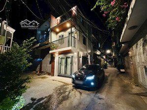 1 căn duy nhất - chỉ 3 tỷ - lô góc hẻm xe hơi thông - 3 tầng 2pn