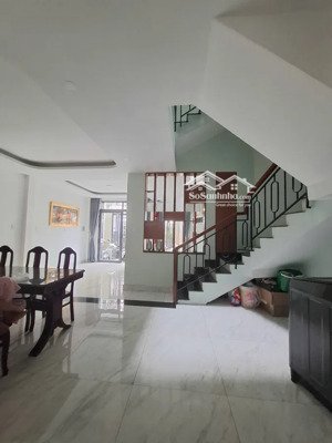 bán nhà riêng 4 tầng tại cách mạng tháng tám, 14 tỷ, 91 m2, quận 3, hcm