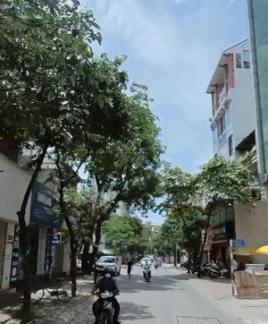 mặt phố trung kính 88m 5 tầng mt rộng, thửa vuông đẹp