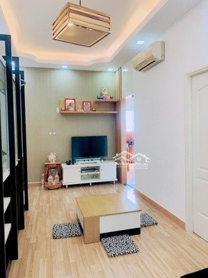 nguyễn ngọc phương, p19, bình thạnh:81m2,3p ngủ,ntcb, 13tr