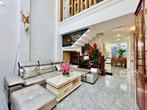 sắp đi nước ngoài !! bán nhà đường phạm văn hai - tân bình / 60,8m2 / giá 4 tỷ 240 (giá full 100%)