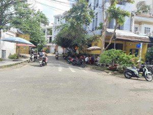 nhà đẹp mặt tiền phường an lạc- bình tân 78 m2 - 3 tầng chỉ nhỉnh 7 tỷ xíu .nhanh mới kịp.